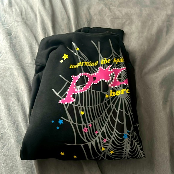 I’m Selling this Because it is to small for me lol i ordered the wrong size..